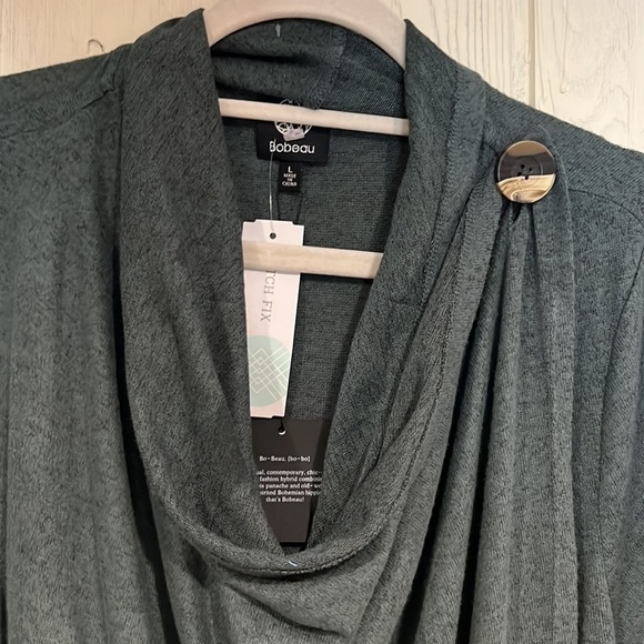 BOBESU TUNIC NEW WITH TAGS. Super soft size large - Picture 3 of 13